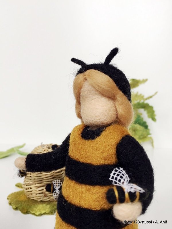 Blumenkind Biene - Bienenkorb - Jahreszeitentisch