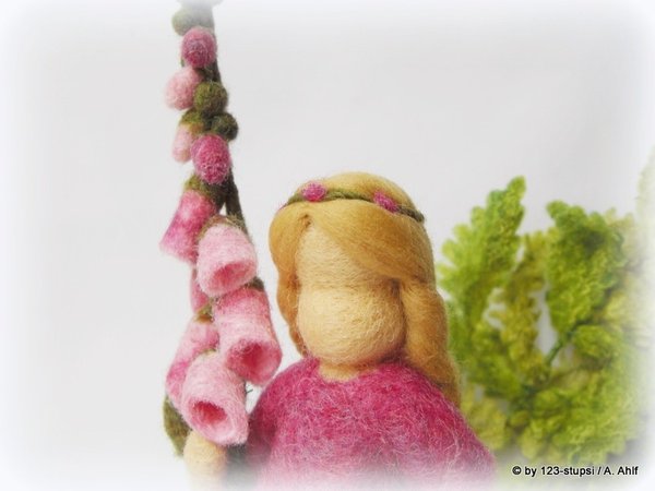 Fingerhut Blumenkind in Pink für den Jahreszeitentisch (1069)